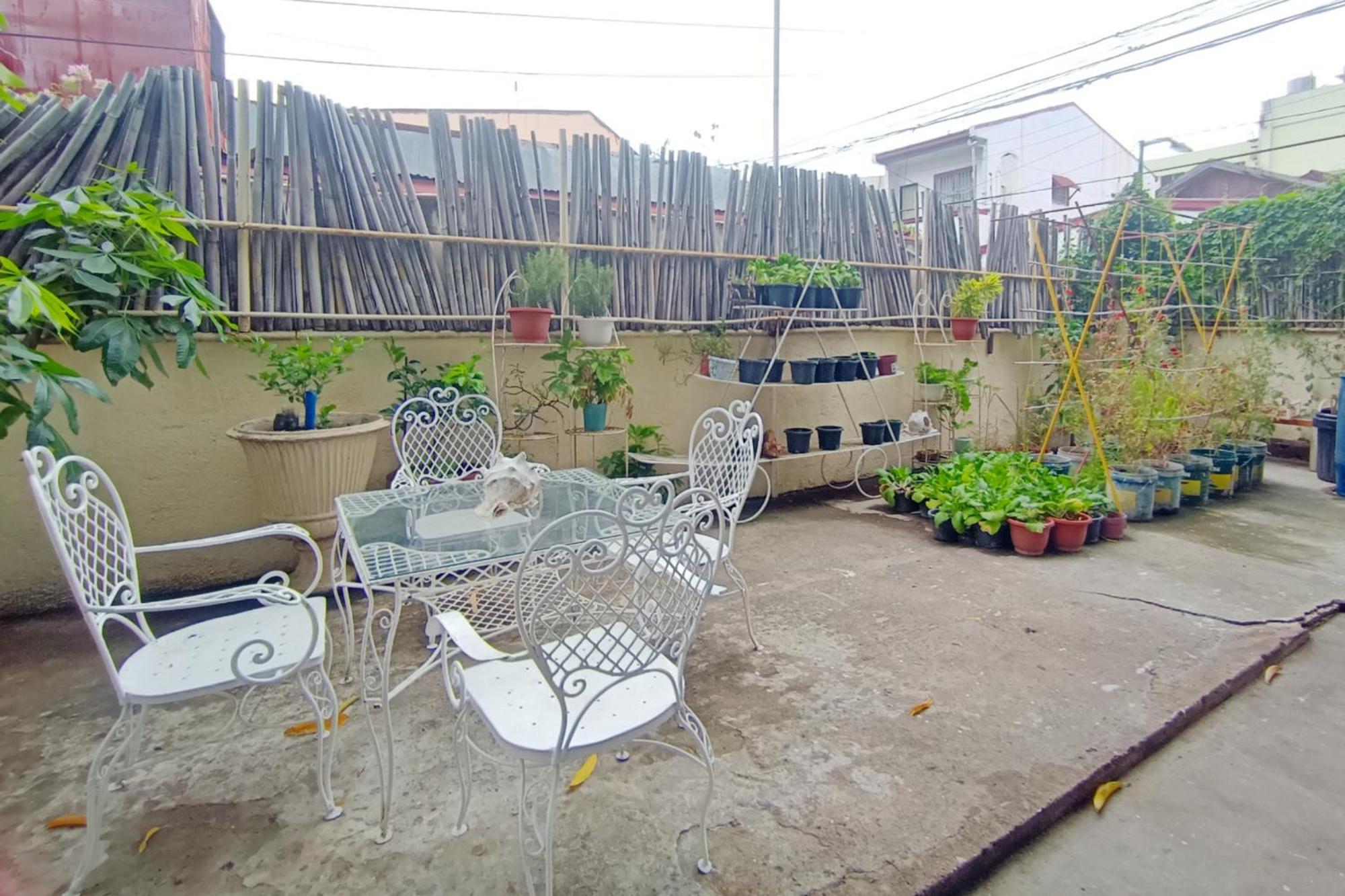 Bed and Breakfast Bed And Brewhouse Sucat à Paranaque City Extérieur photo