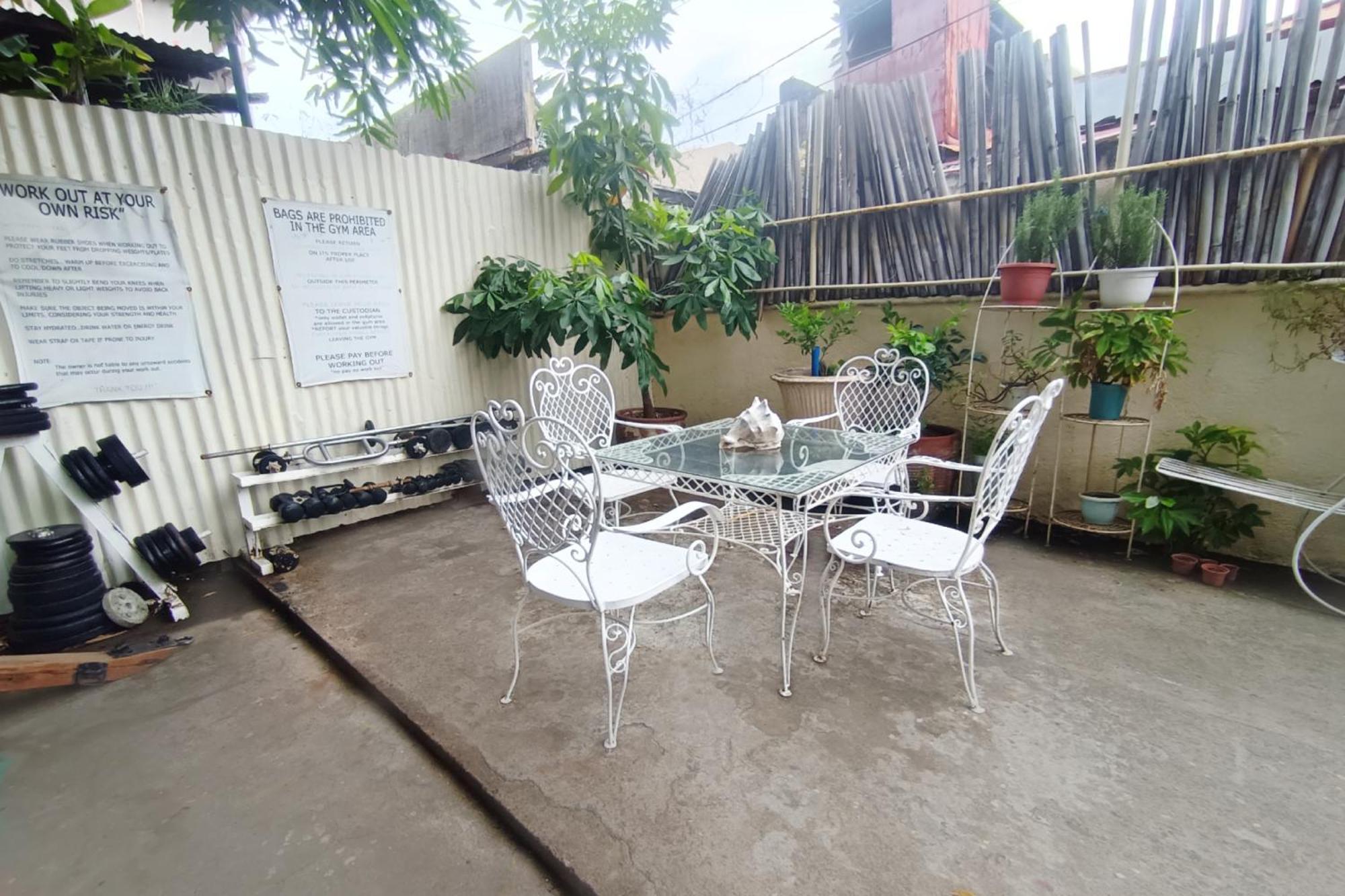 Bed and Breakfast Bed And Brewhouse Sucat à Paranaque City Extérieur photo